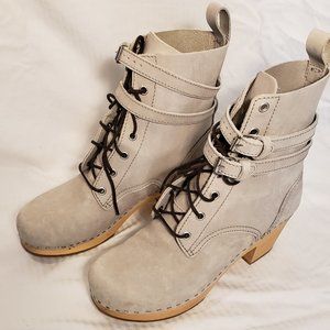 Women's Sz 9 Hasbeens Boots, Blue